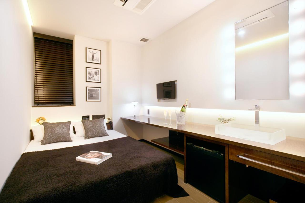 Duo Kinsicho Hotel do amor 2*